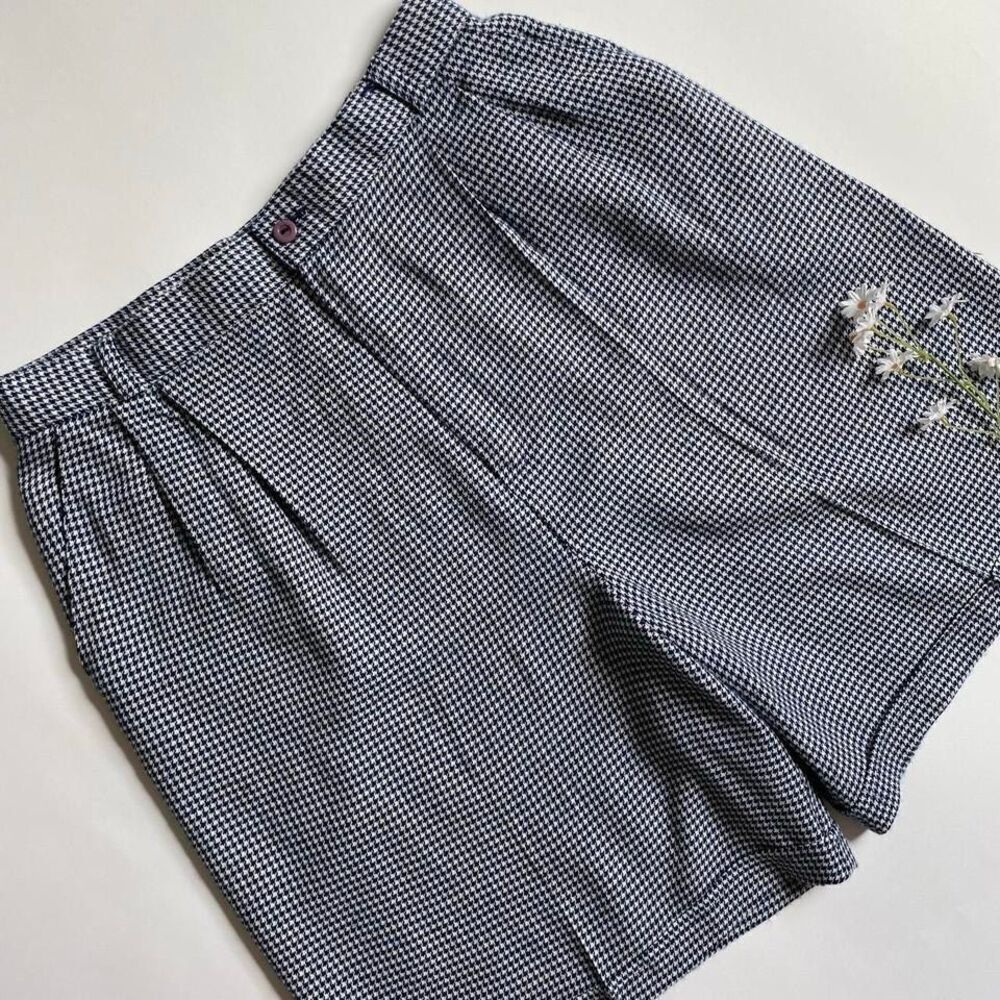 Vintage navy houndstooth shorts